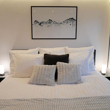 Moderne Wohnung An Toller Lage In Laax Esterno foto