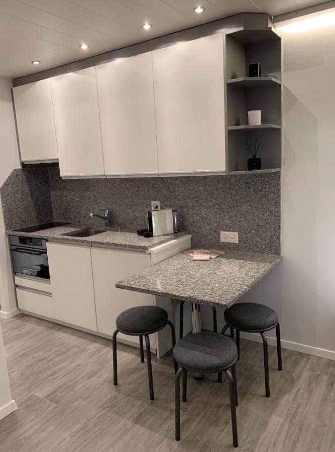 Moderne Wohnung An Toller Lage In Laax Esterno foto