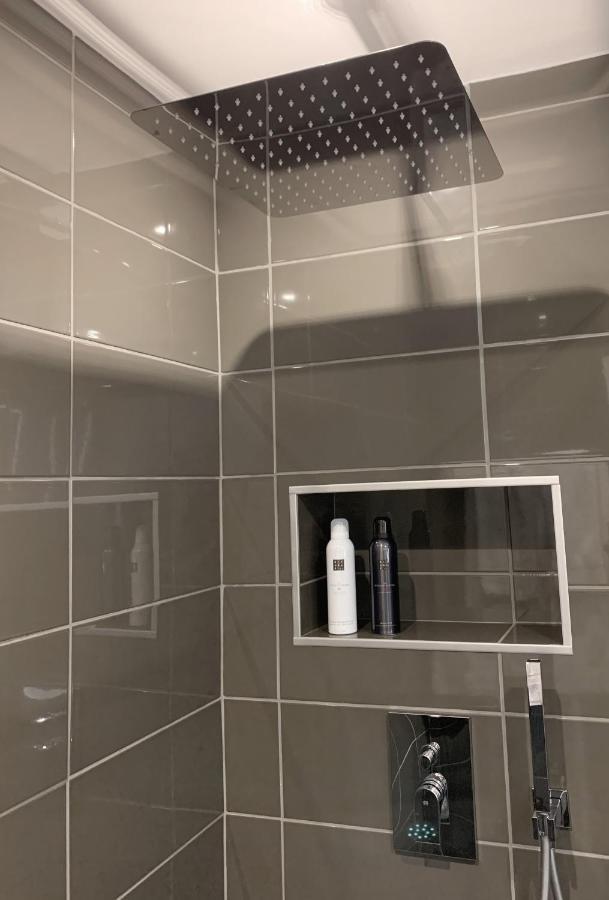 Moderne Wohnung An Toller Lage In Laax Esterno foto
