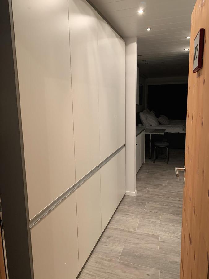 Moderne Wohnung An Toller Lage In Laax Esterno foto